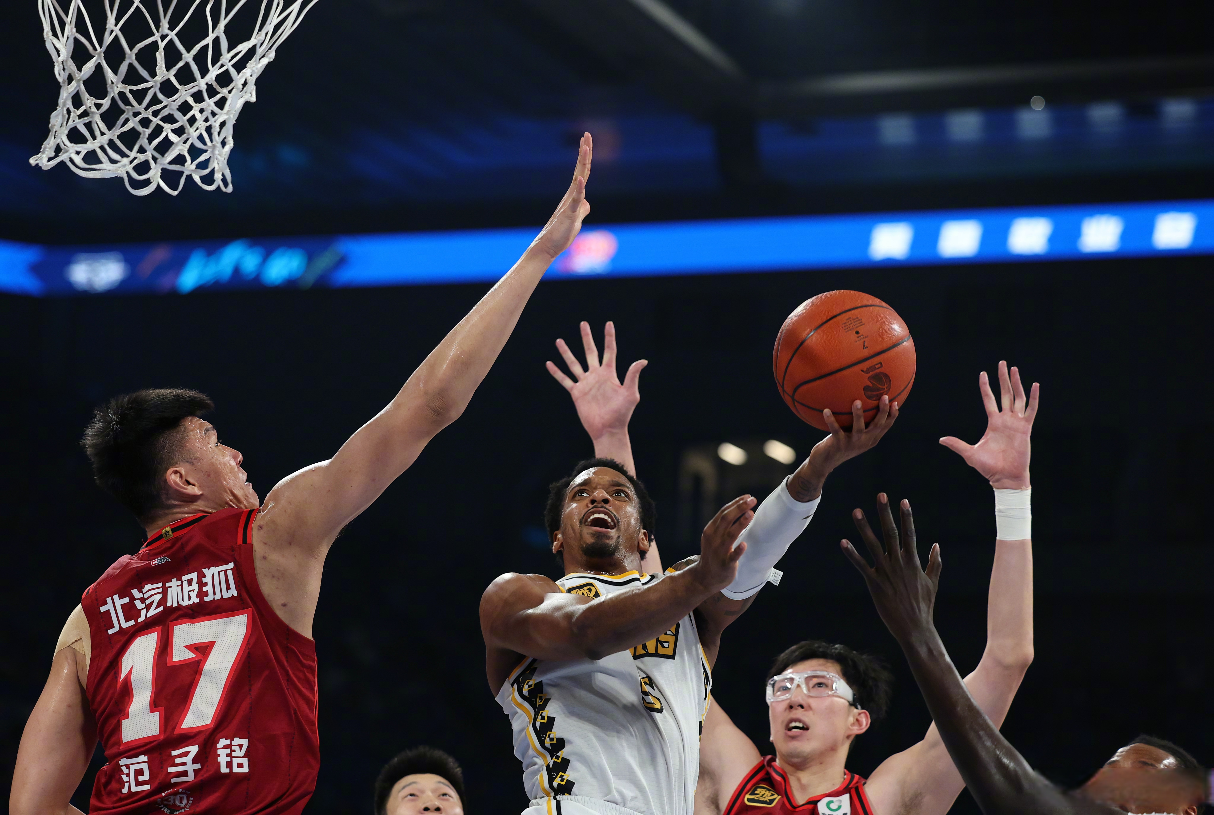 关于广厦男篮内部会议纪要流出——今夜更衣室发声,CBA季后赛使命明确,阵容厚度经受考验的信息 关于广厦男篮内部会议纪要流出——今夜更衣室发声,CBA季后赛使命明确,阵容厚度经受考验的信息