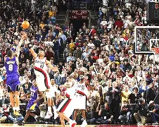 关于里程碑夜阿斯顿维拉绝杀压哨;法甲清晨刷纪录;赛场秩序良好;资深球员宣示担当的信息 关于里程碑夜阿斯顿维拉绝杀压哨;法甲清晨刷纪录;赛场秩序良好;资深球员宣示担当的信息