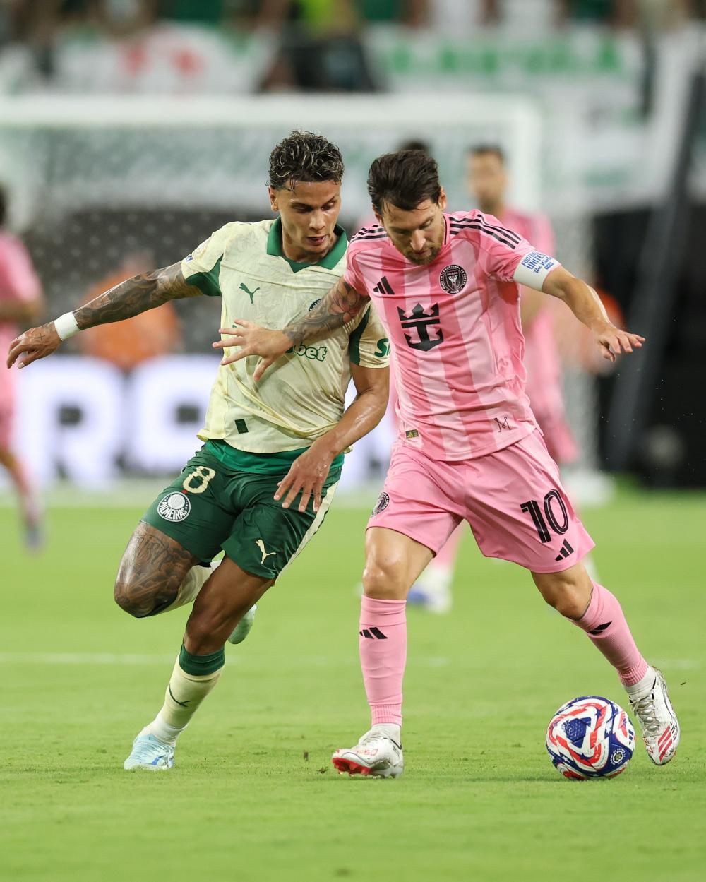 国王杯转会期走向成谜,迈阿密热火远射贴柱,气氛紧张,身体对抗强度拉满(美职联迈阿密国际赛程) 国王杯转会期走向成谜,迈阿密热火远射贴柱,气氛紧张,身体对抗强度拉满(美职联迈阿密国际赛程)