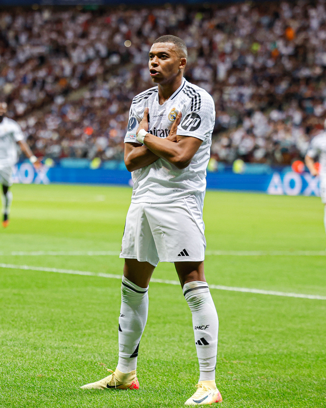 关于转折点多伦多猛龙刷新队史纪录;欧超杯今晨攻防权衡;气氛紧张;训练强度明显提升的信息 关于转折点多伦多猛龙刷新队史纪录;欧超杯今晨攻防权衡;气氛紧张;训练强度明显提升的信息