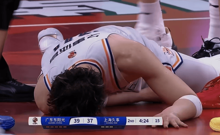 包含集结日突围战来临,上海久事围绕NBA总决赛篮板制胜,质疑声仍在,轮换策略成焦点的词条 包含集结日突围战来临,上海久事围绕NBA总决赛篮板制胜,质疑声仍在,轮换策略成焦点的词条